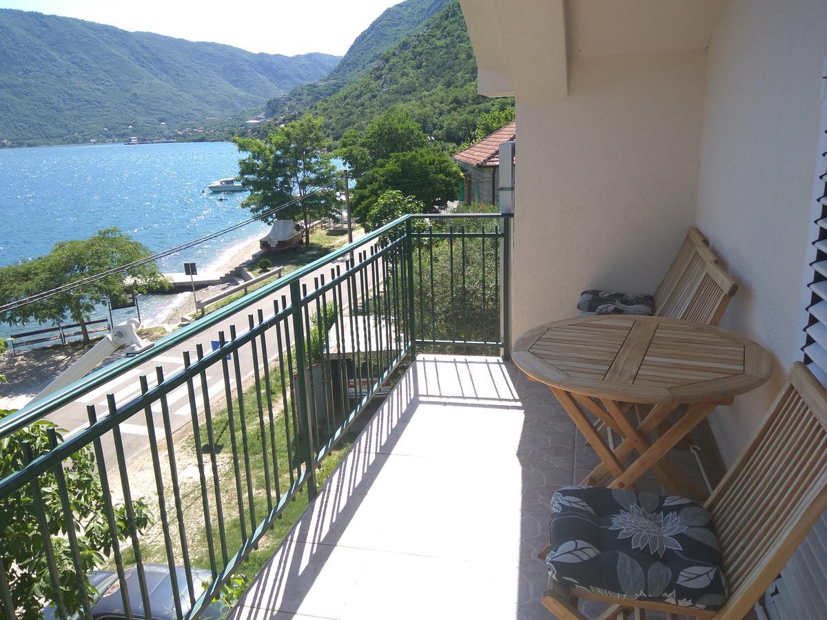 Apartmani Villa Radovic ริซาน ภายนอก รูปภาพ