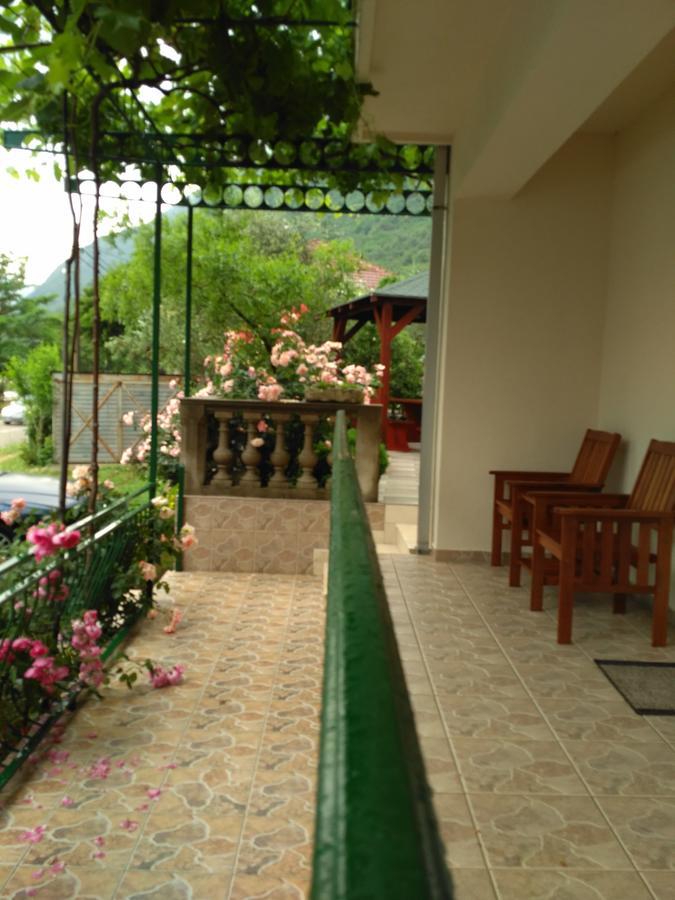 Apartmani Villa Radovic ริซาน ภายนอก รูปภาพ